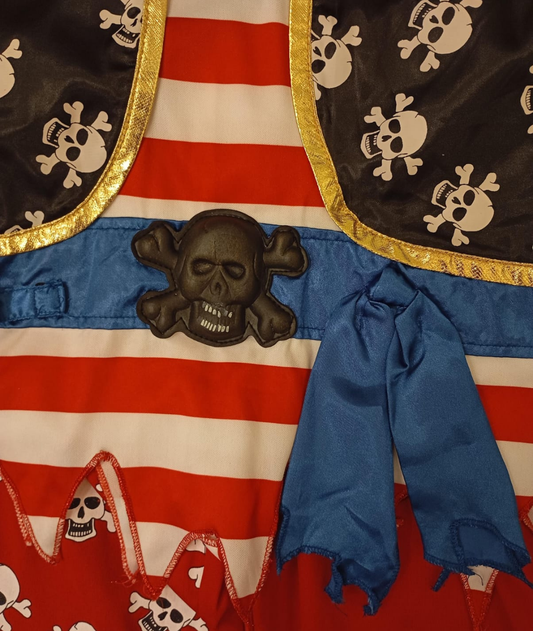 Pirate costume for kids